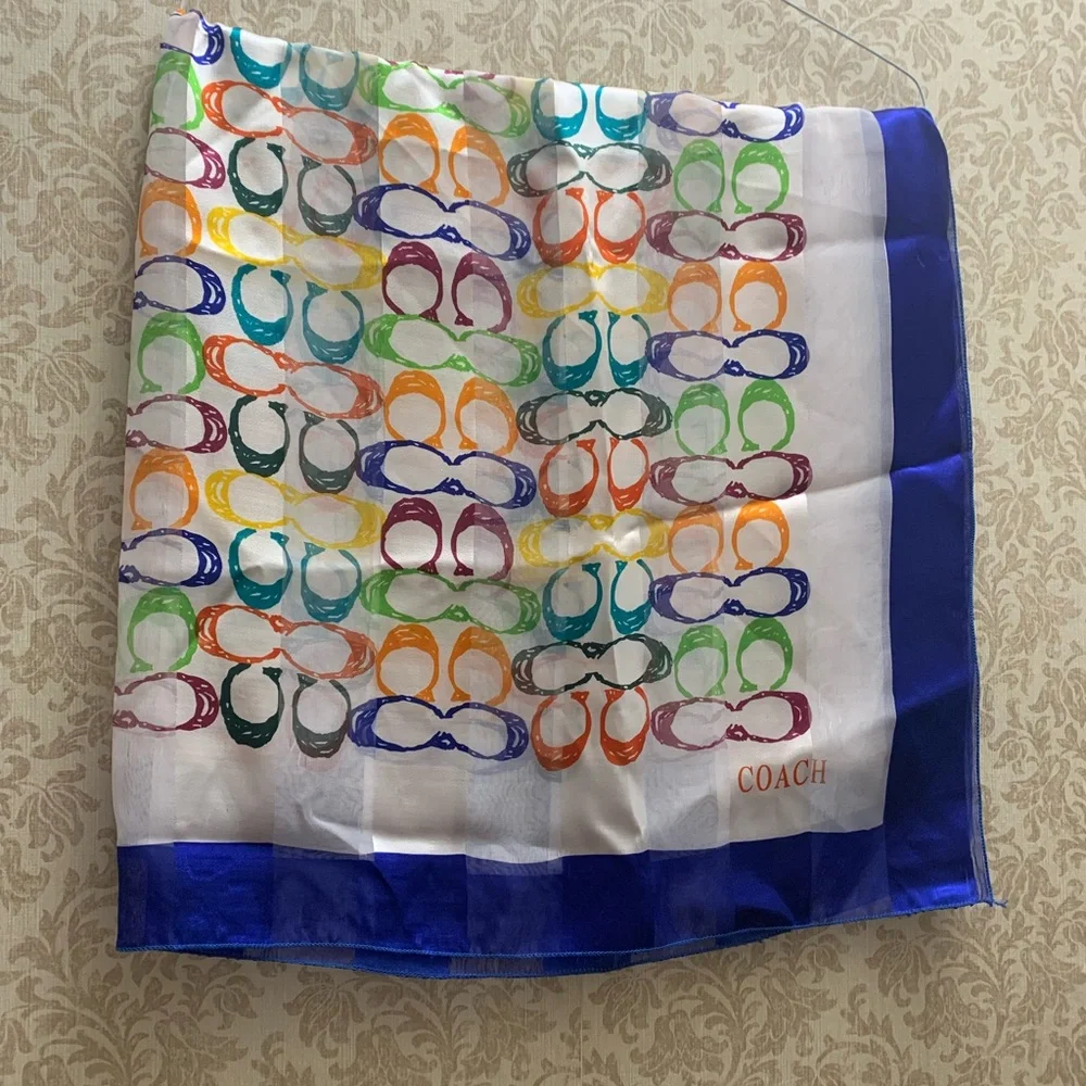 Coach Signature SILK Scarf with Blue Edge one owner - Picture 1 of 4